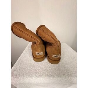 UGG Australia Classic Short Boots Brown Suede Sheepskin Lined Women Size 8